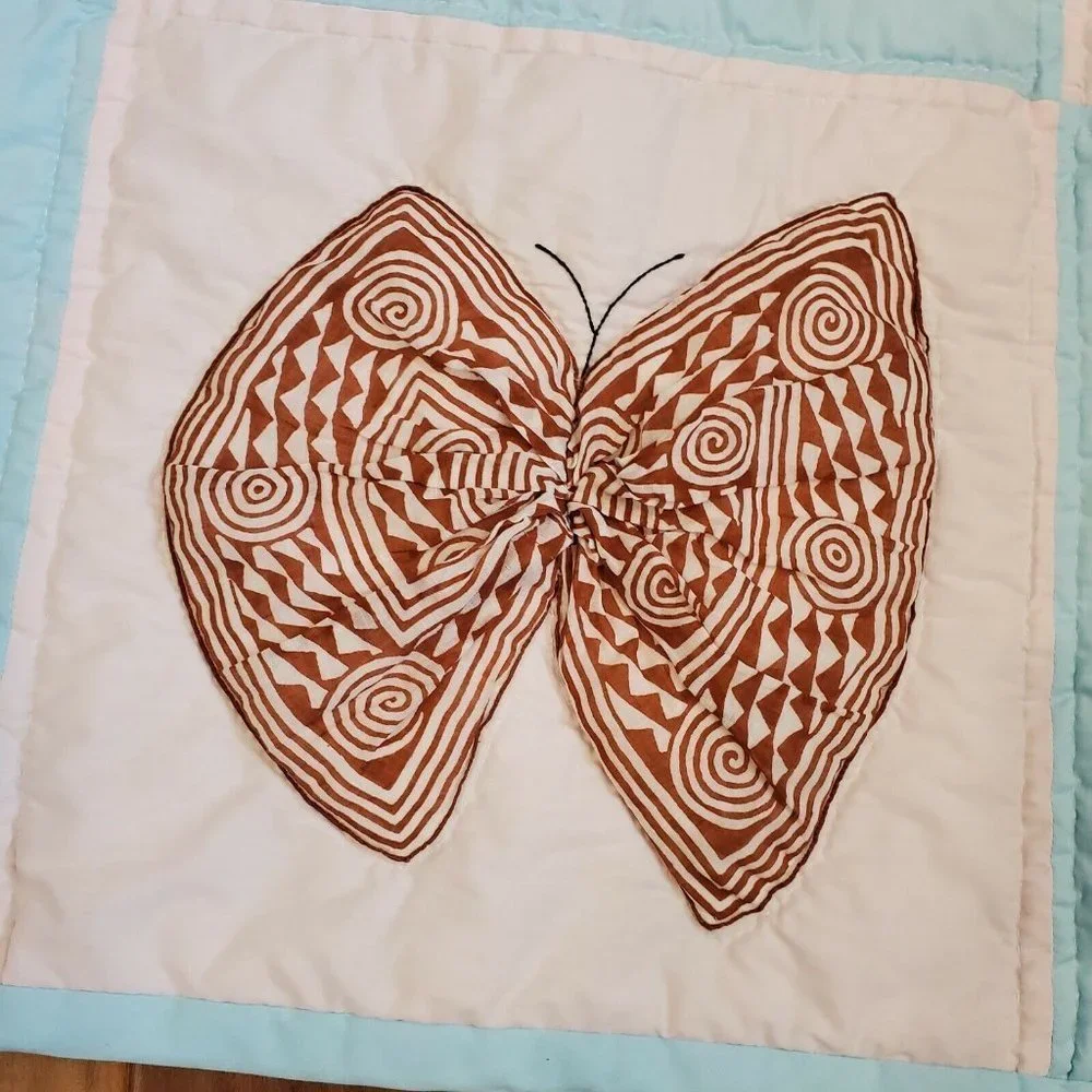 Vintage Butterfly‎ Floral Quilt Tapestry Embroidered Pastel Blue Pink 42 x 42